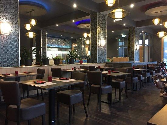 Akino Sushi & Grill Bar